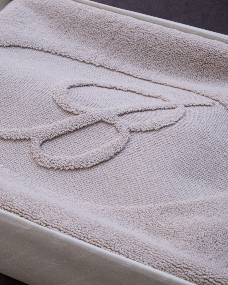 Bathroom Carpet Monogram Blumarine