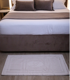 Bathroom Carpet Monogram Blumarine