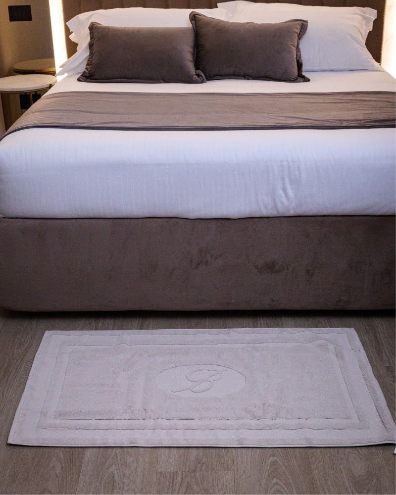 Bathroom Carpet Monogram Blumarine