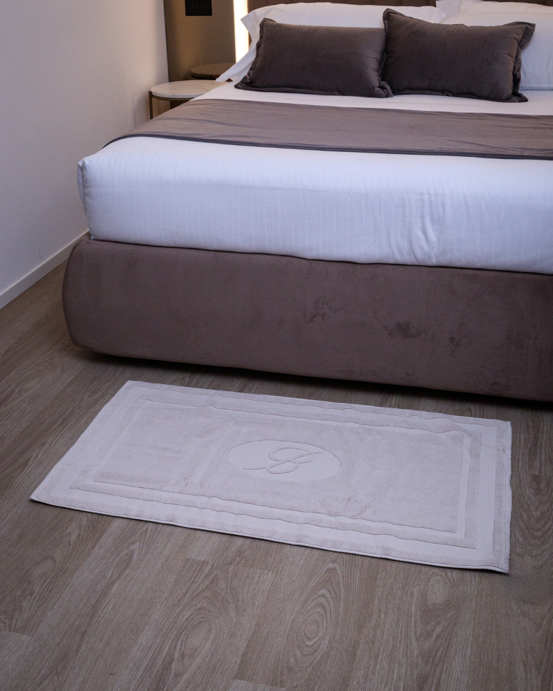 Bathroom Carpet Monogram Blumarine