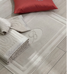Bathroom Carpet Monogram Blumarine