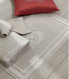 Bathroom Carpet Monogram Blumarine