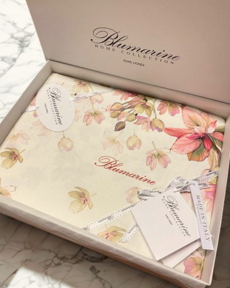 Tablecloth  Clarissa Blumarine