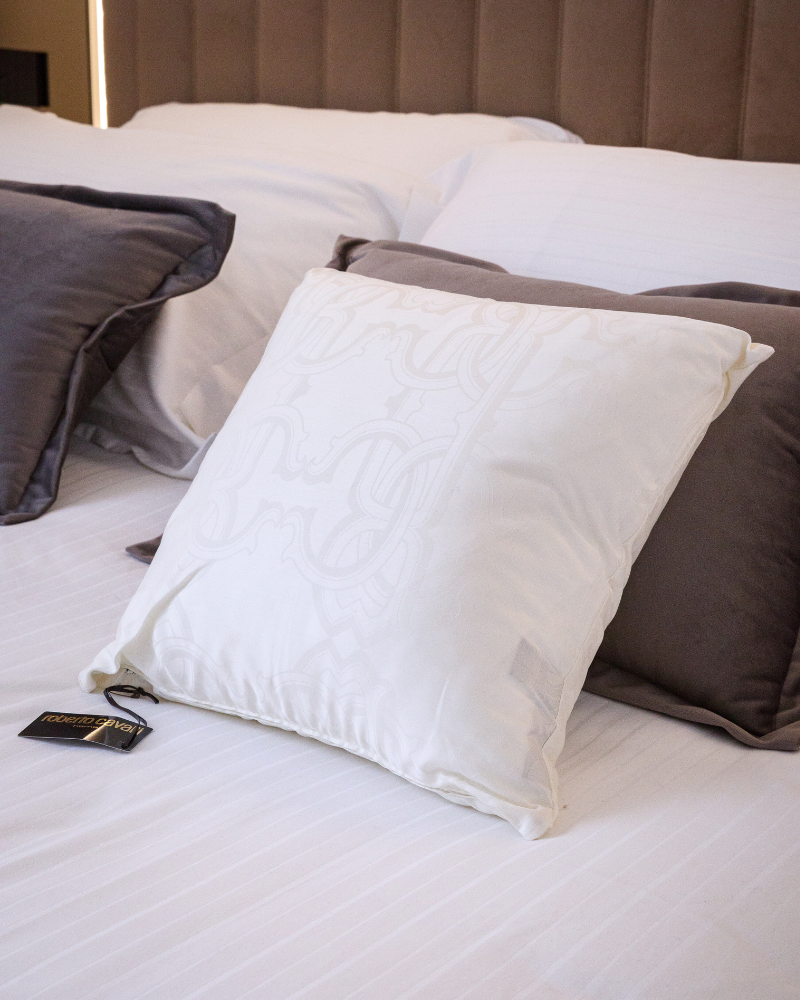 Logo Furnishing Cushion Roberto Cavalli