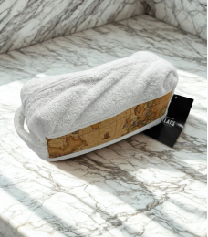 Set with beauty case and cotton terry towels Alviero Martini 1a Classe