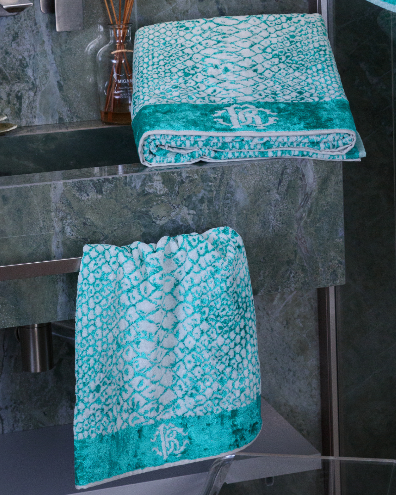 Set of towels 2 pcs. Grace Roberto Cavalli