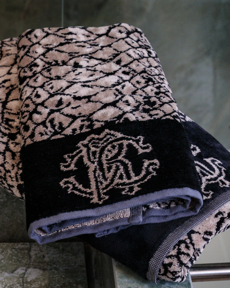 Set of 2 towels Pitone Roberto Cavalli