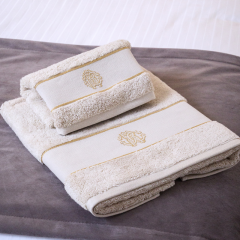 Set of towels 2 pcs. Gold New Roberto Cavalli