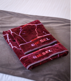 Set of 2 towels New Crackle' Diesel