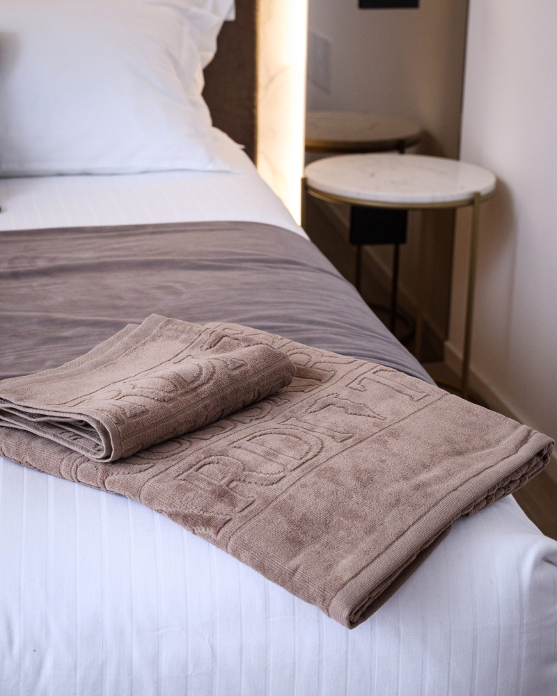 Set of 2 towels Overlogo Trussardi