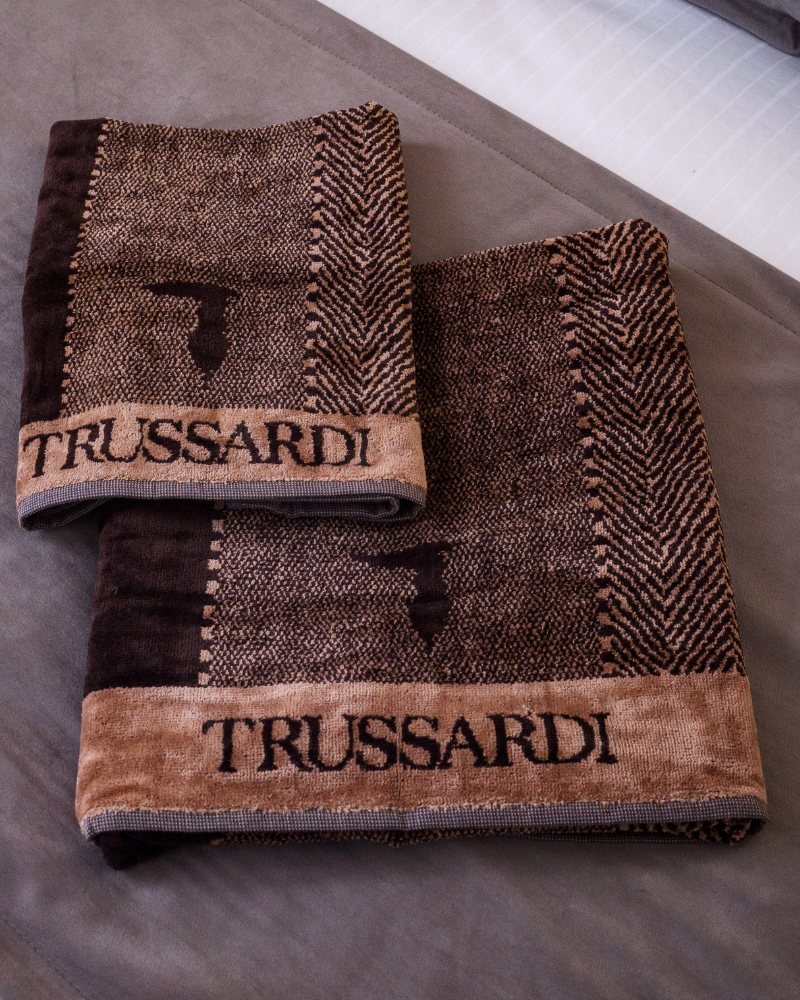 Set of 2 towels New Tweed Trussardi