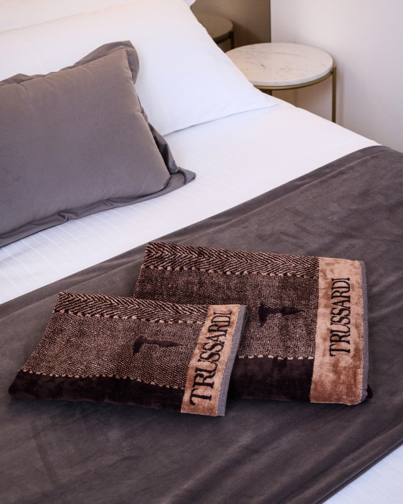 Set of 2 towels New Tweed Trussardi
