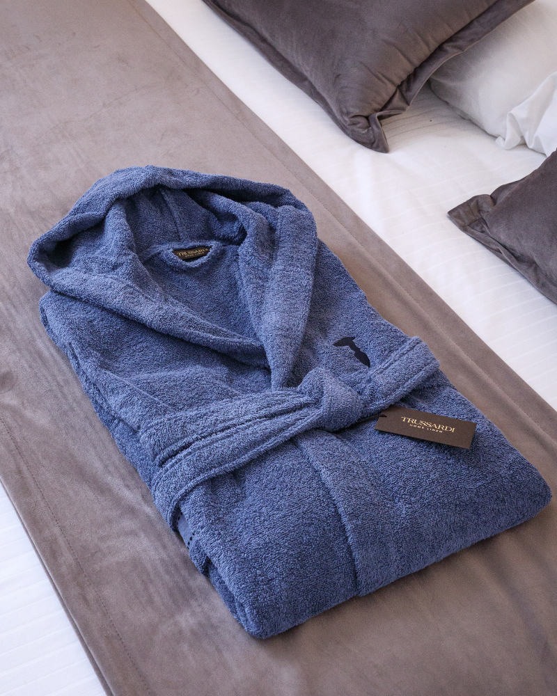 Shawl collar robe Ribbon Trussardi